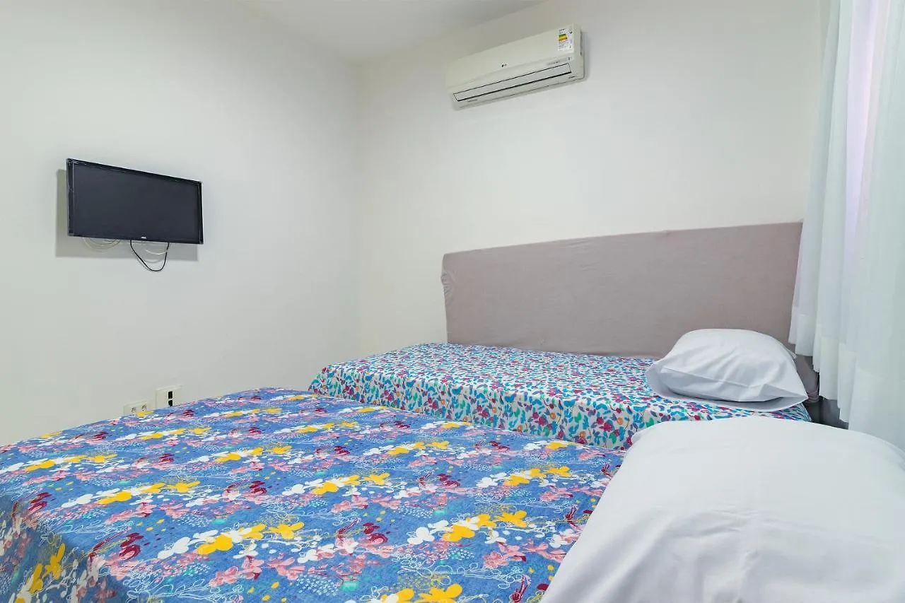 Apartamento próximo a praia em Boa Viagem Recife por Carpediem